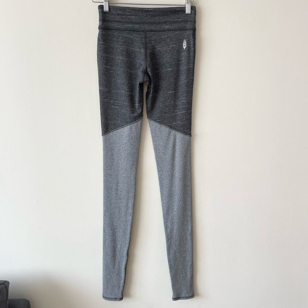 Free People Movement Evolution Yoga Leggings Two Tone Gray Women’s size XS